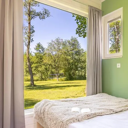 Lumi Letniskowe Z Podgrzewanym Basenem Ferienhaus Rewal