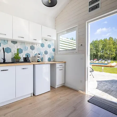 Lumi Letniskowe Z Podgrzewanym Basenem *