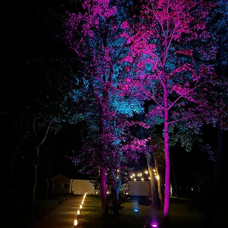 別荘 Lumi Letniskowe Z Podgrzewanym Basenem *