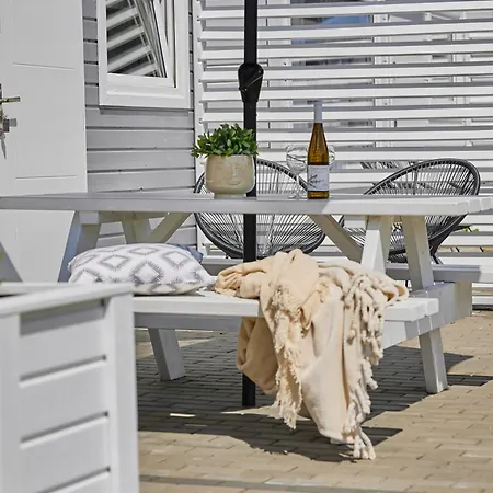 Lumi Letniskowe Z Podgrzewanym Basenem Casa vacanze *