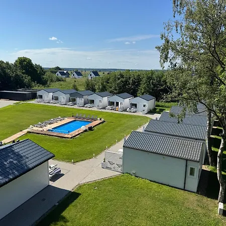 Holiday home Lumi - Nad Morzem - W Otoczeniu Natury - Z Podgrzewanym Basenem I Silownia Rewal